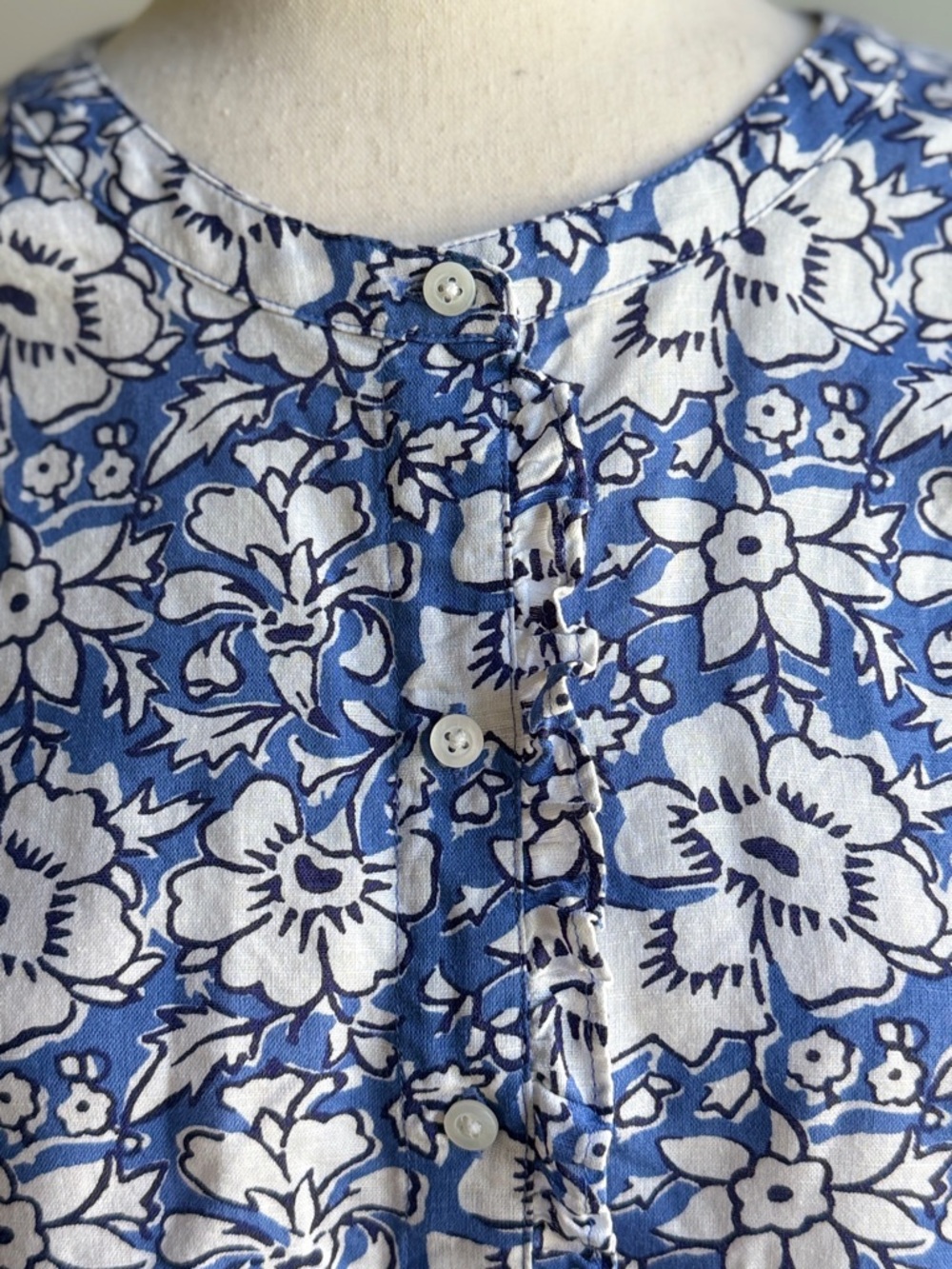 J. Crew Factory Linen Blend Blue and White Floral Puff Sleeve Blouse - Picture 2 of 7